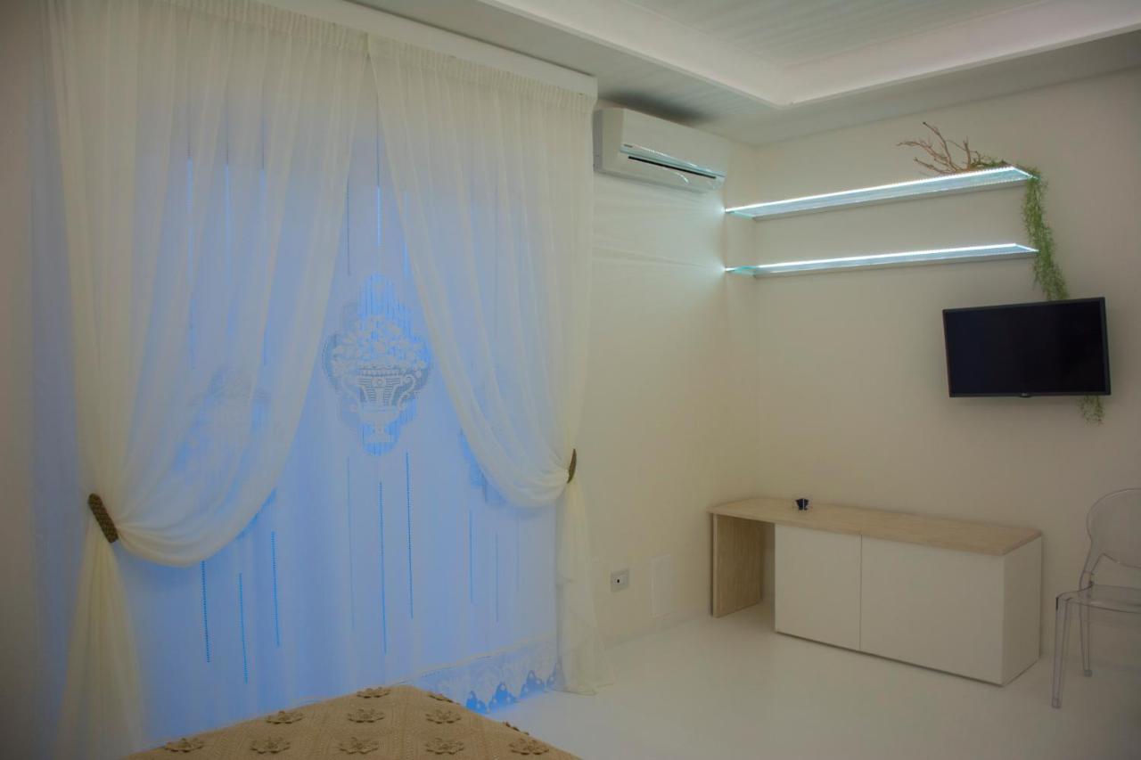 Valentino Luxury Room Porto Cesareo Exterior foto